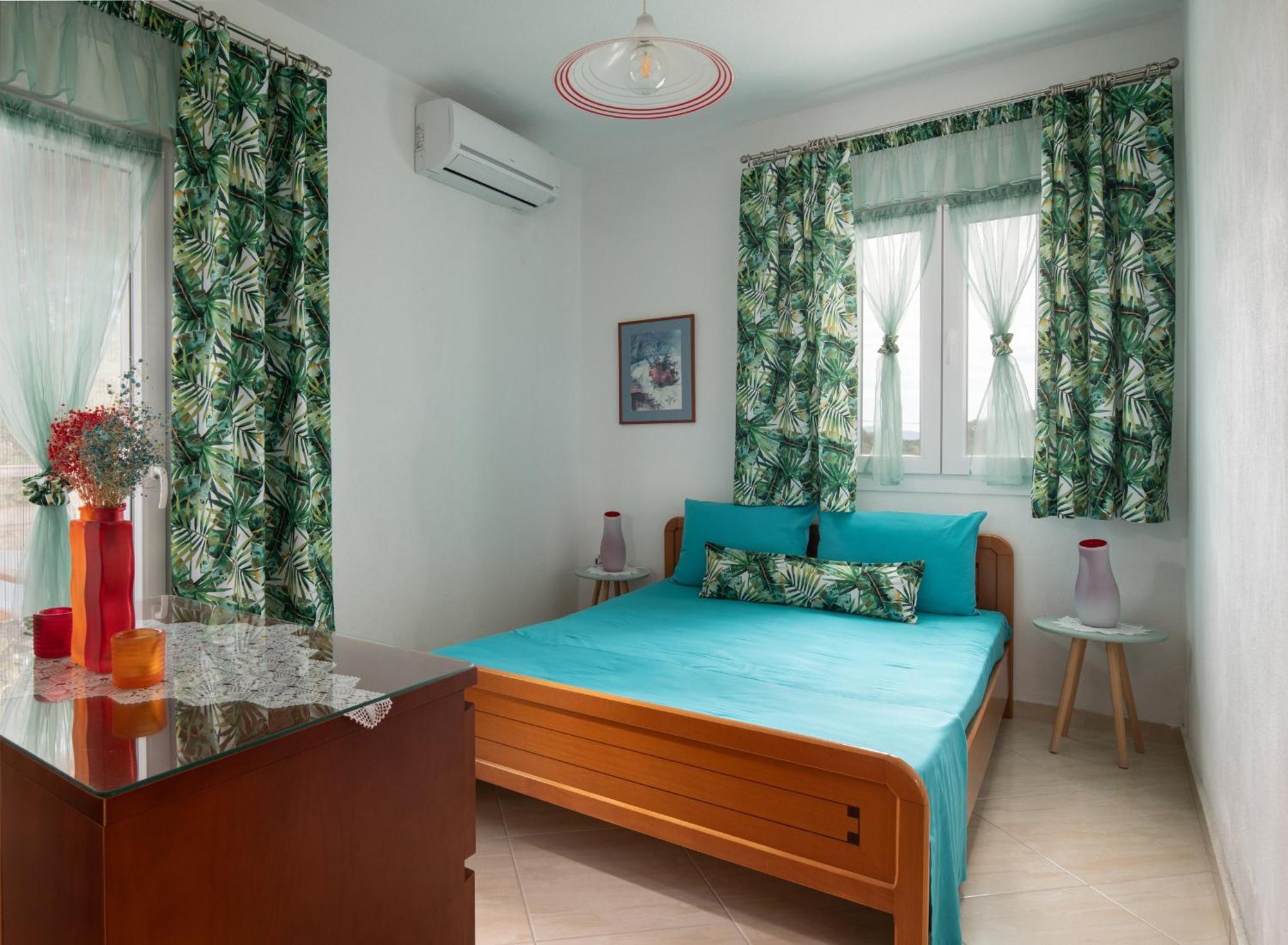 Luxury Apartment นิกิติ ภายนอก รูปภาพ