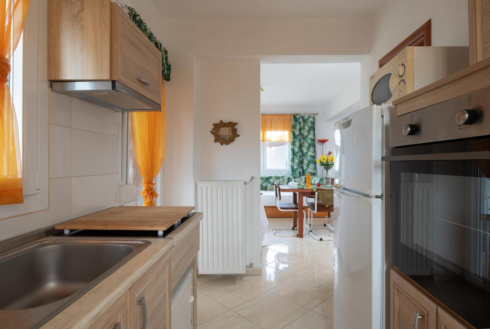 Luxury Apartment นิกิติ ภายนอก รูปภาพ