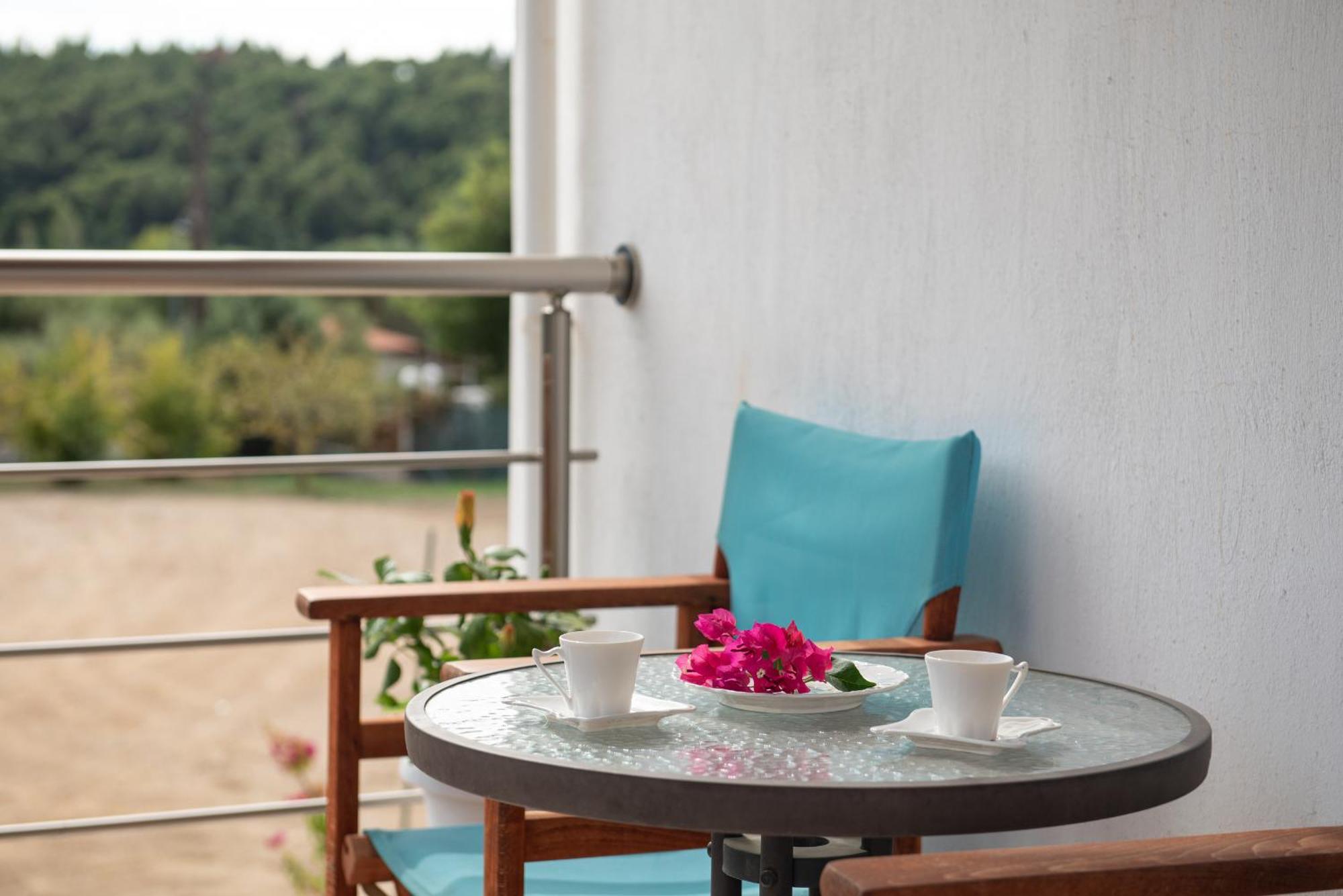 Luxury Apartment นิกิติ ภายนอก รูปภาพ